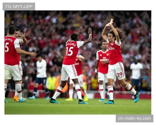 拜仁边路球员状态出色 阵容轮换效果显著